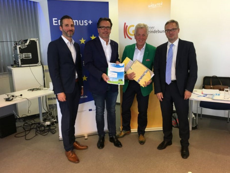 Internationale Lernplattform präsentiert